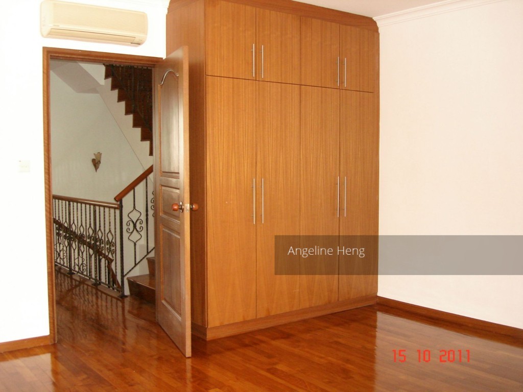 Lorong 104 Changi (D15), Terrace #130641202